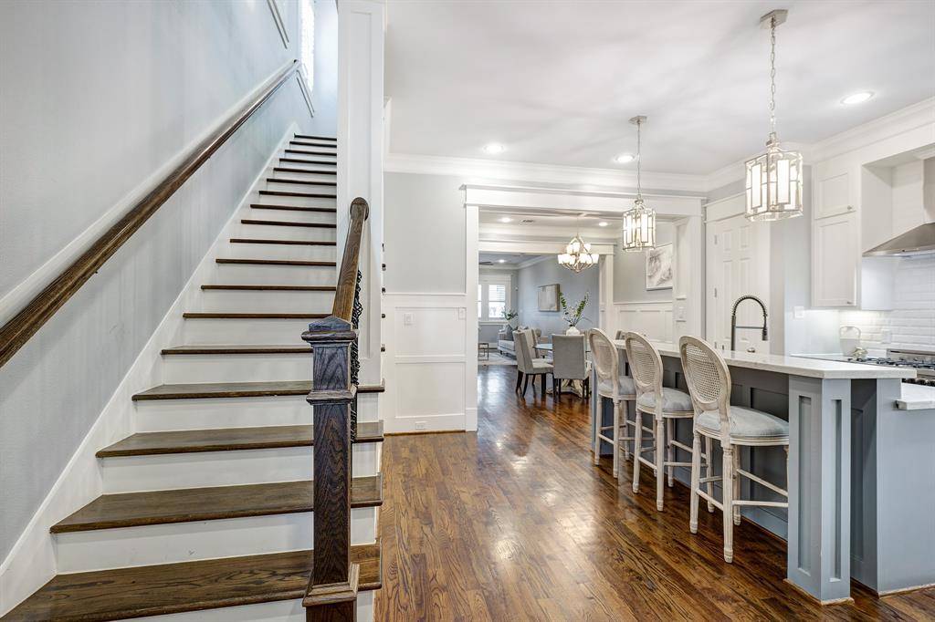 Houston, TX 77008,523 E 28th ST