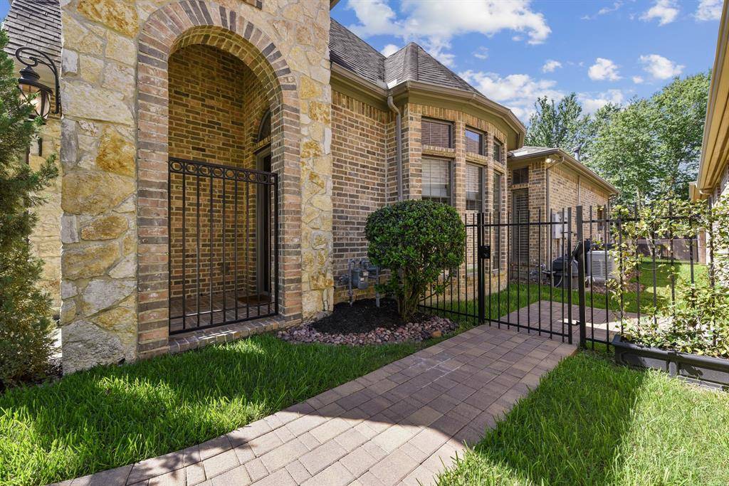 The Woodlands, TX 77381,3 Mason Pond PL