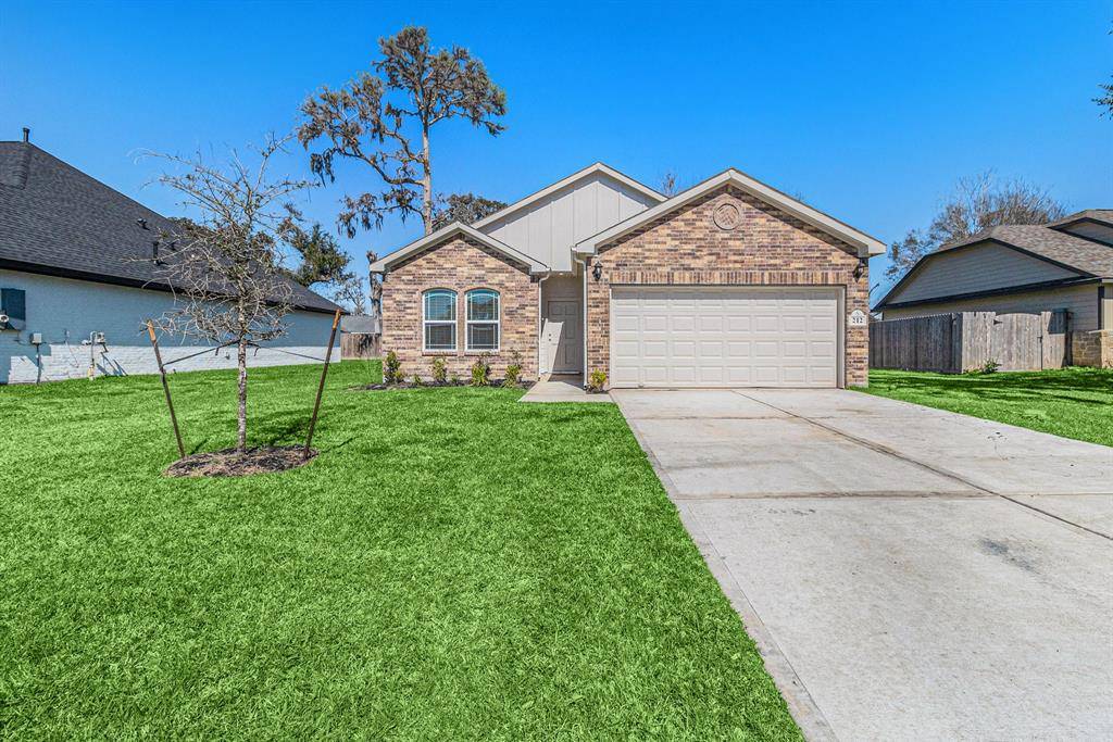 West Columbia, TX 77486,212 Forest Park DR