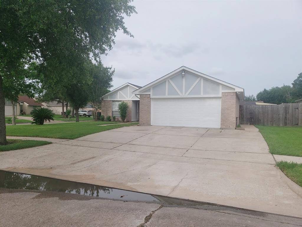 Sugar Land, TX 77498,10003 King Ranch LN