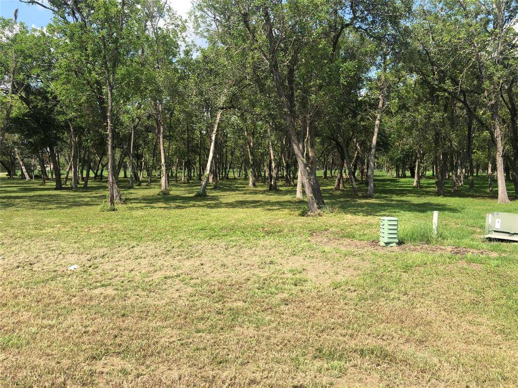 Richwood, TX 77515,3018 Oakwood Shores DR