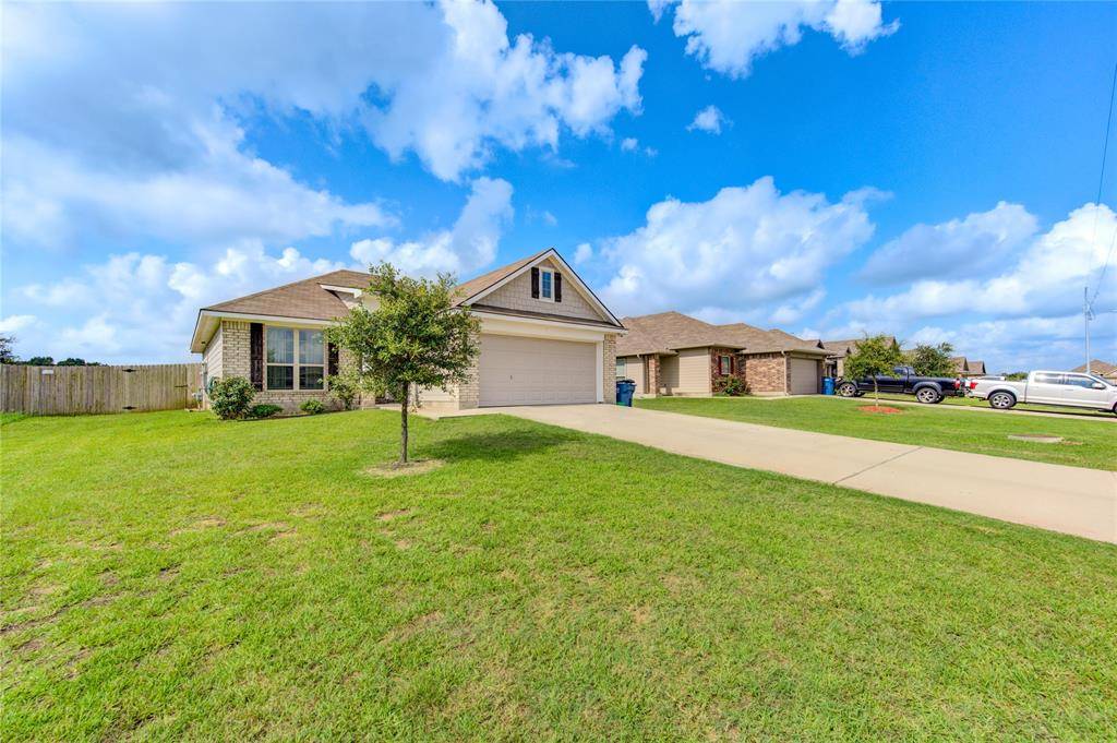 Navasota, TX 77868,823 Mockingbird ST