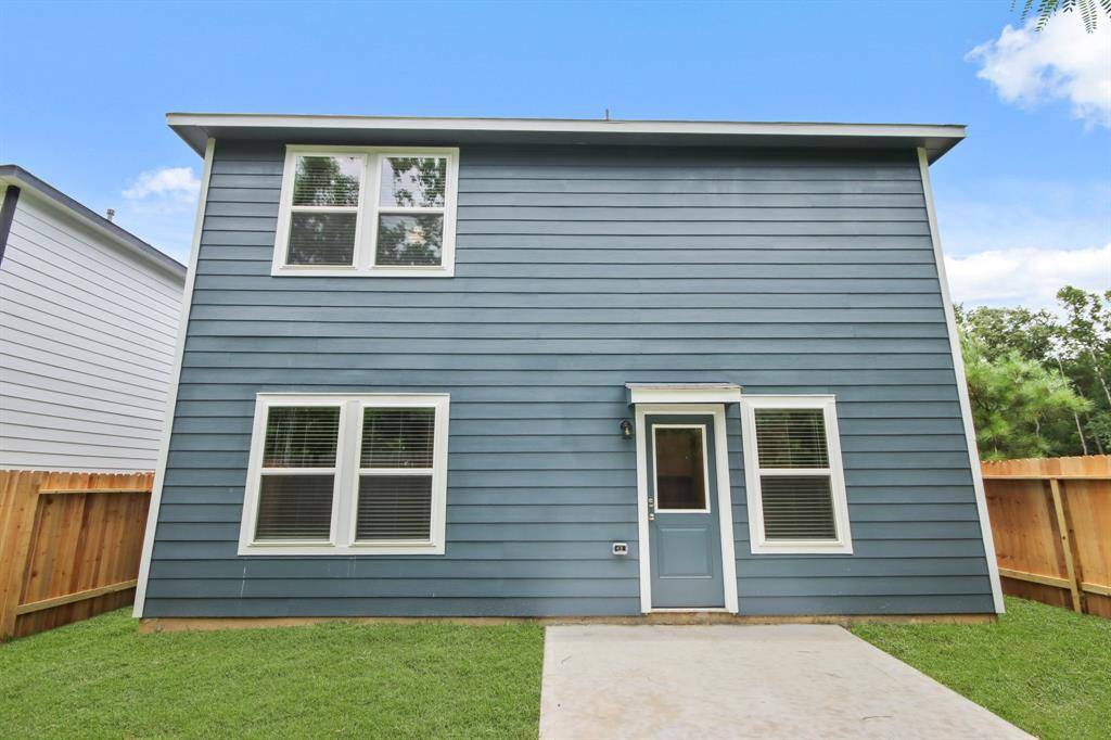Porter, TX 77365,21011 Voyage LN