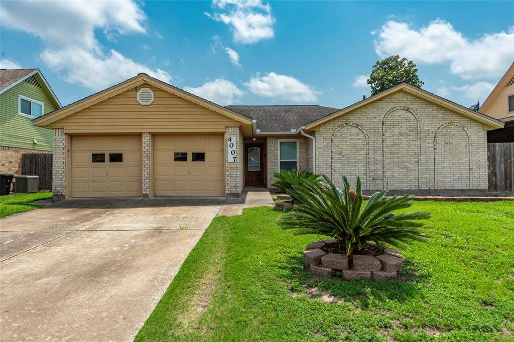 Pasadena, TX 77504,4007 Danpree ST