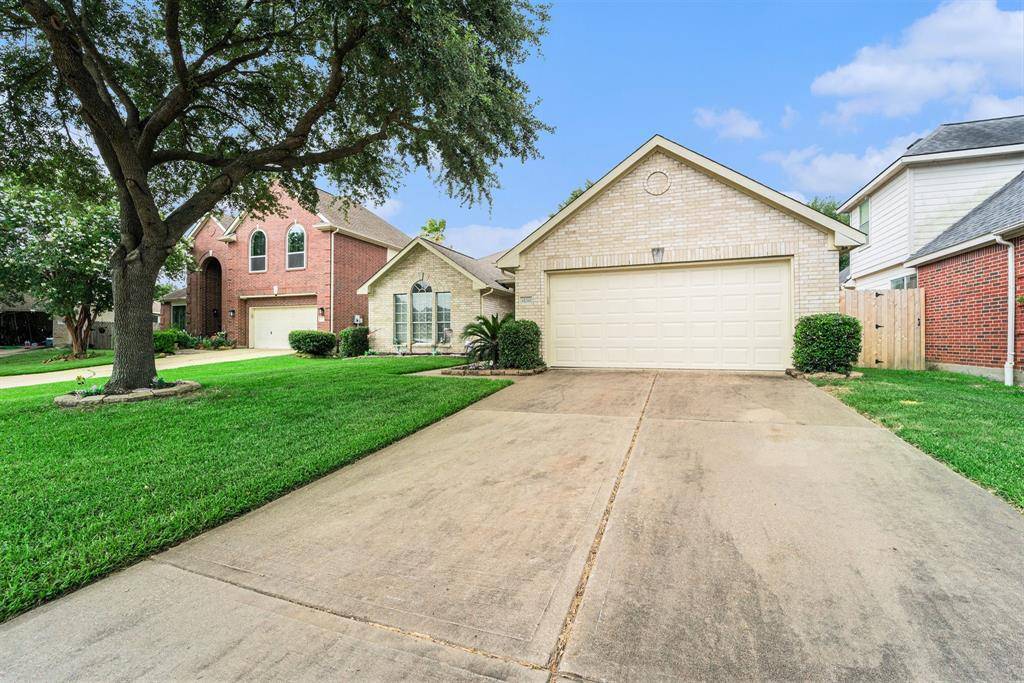 Houston, TX 77095,14715 Chapelbrook LN