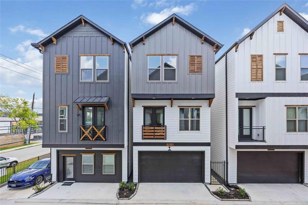 Houston, TX 77055,1909 Johanna DR