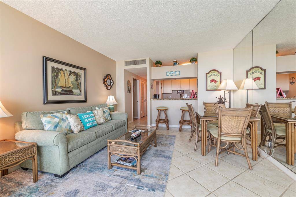 Galveston, TX 77550,1401 E Beach DR #809