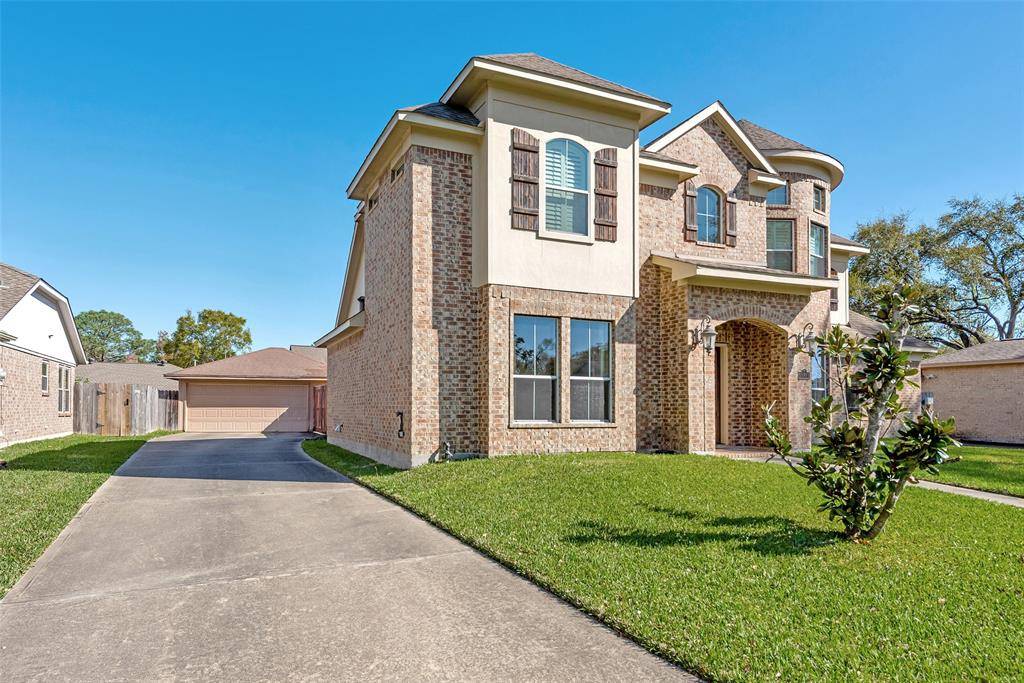 Houston, TX 77059,15811 Crestbrook DR