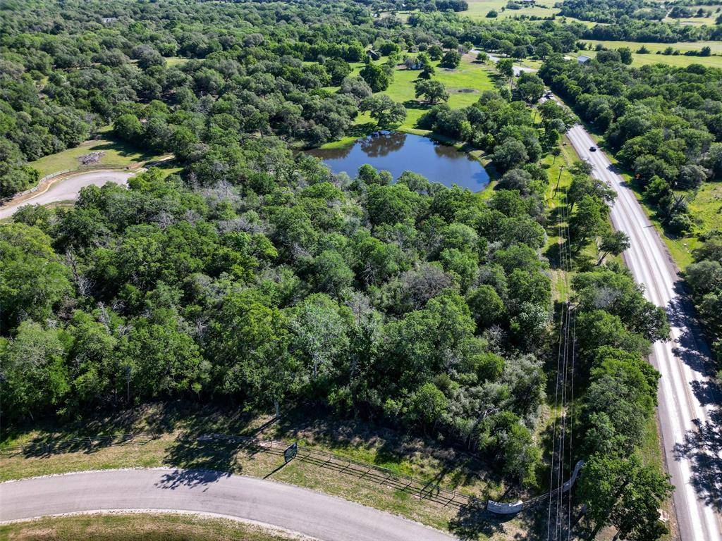 La Grange, TX 78945,102 Woodland Meadows LN