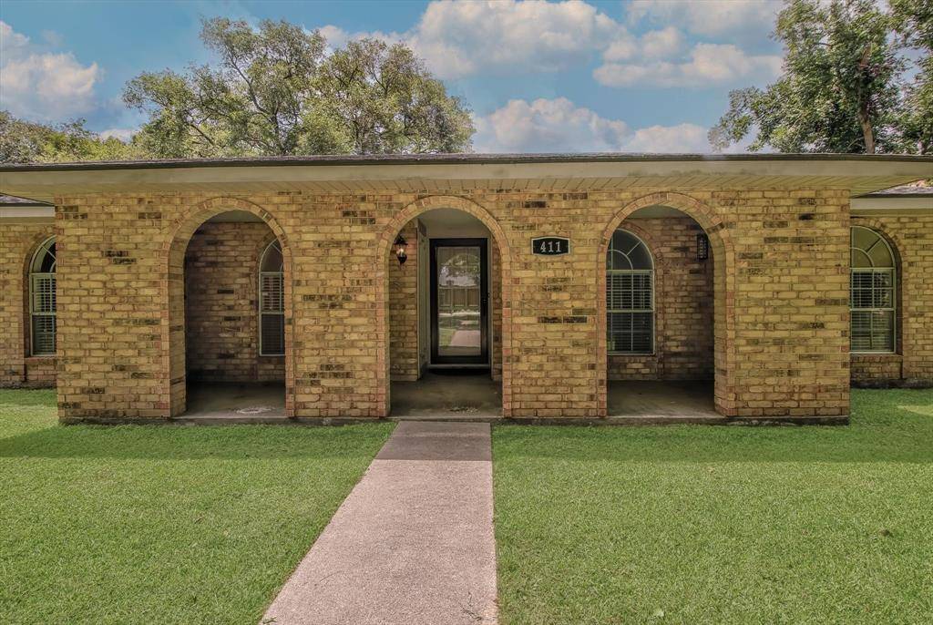 Jones Creek, TX 77541,411 Sailfish ST