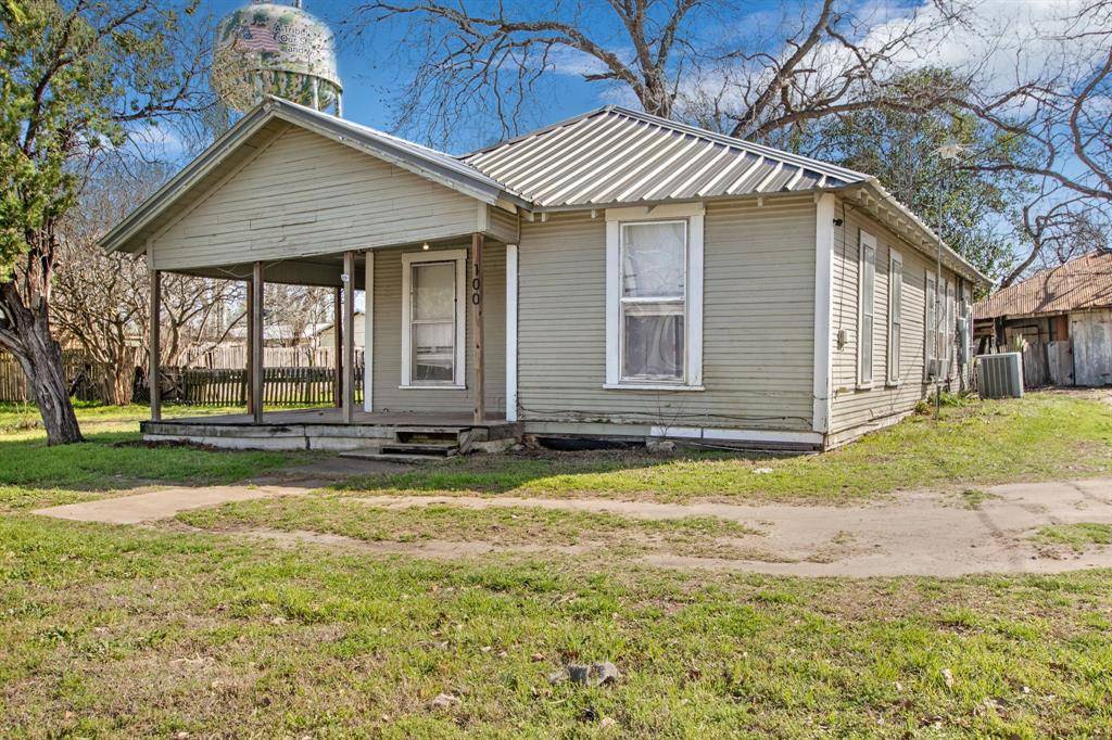 Luling, TX 78648,100 E Austin ST