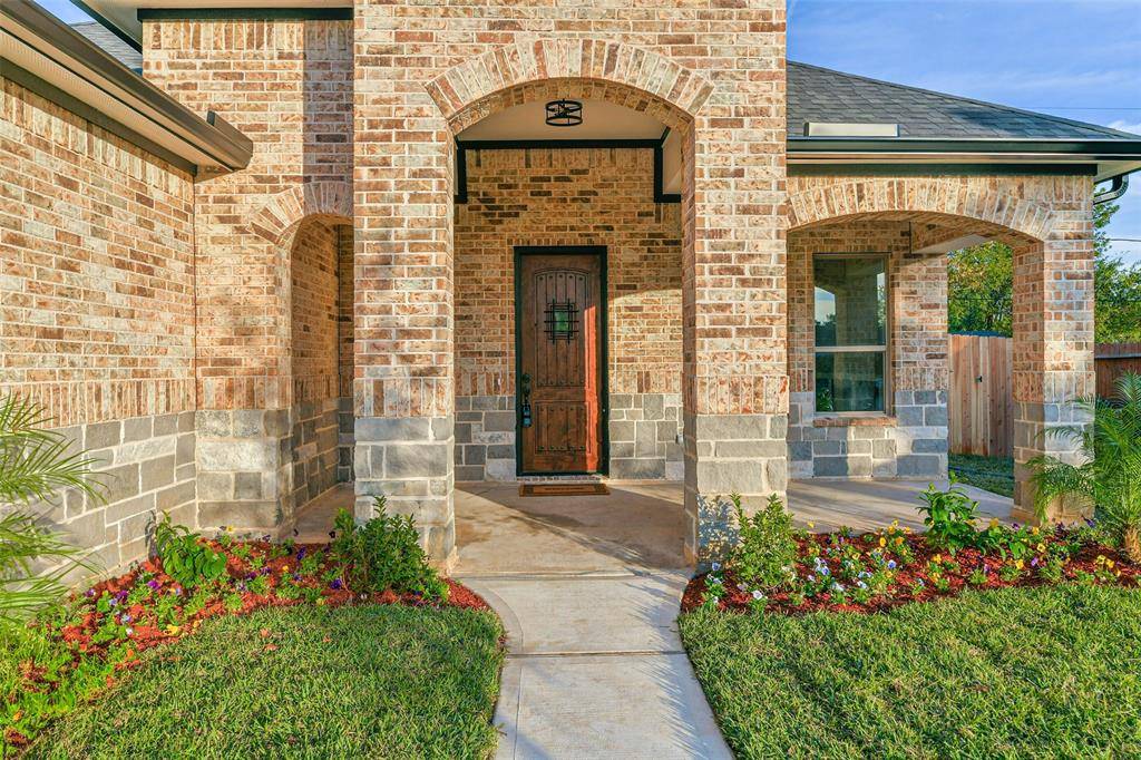 Pasadena, TX 77506,223 Brown DR