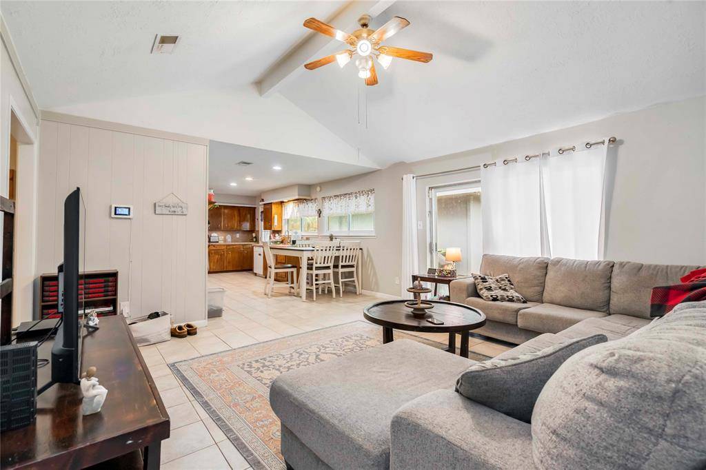 Pearland, TX 77584,5602 Carmona LN