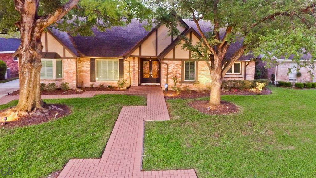 Sugar Land, TX 77478,3015 Fairway DR