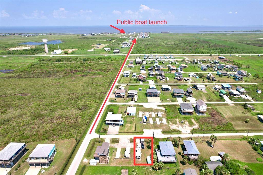 Crystal Beach, TX 77650,108 MAE CIR N