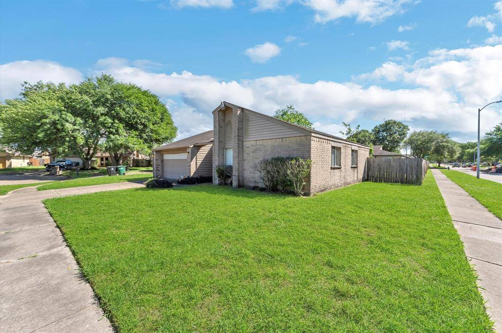 Houston, TX 77489,7515 Briar Run CT