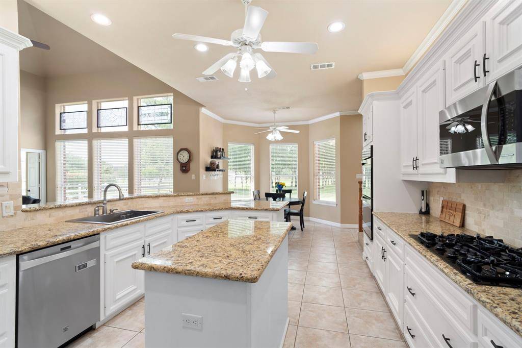 Richmond, TX 77469,6102 Evening Sun CT