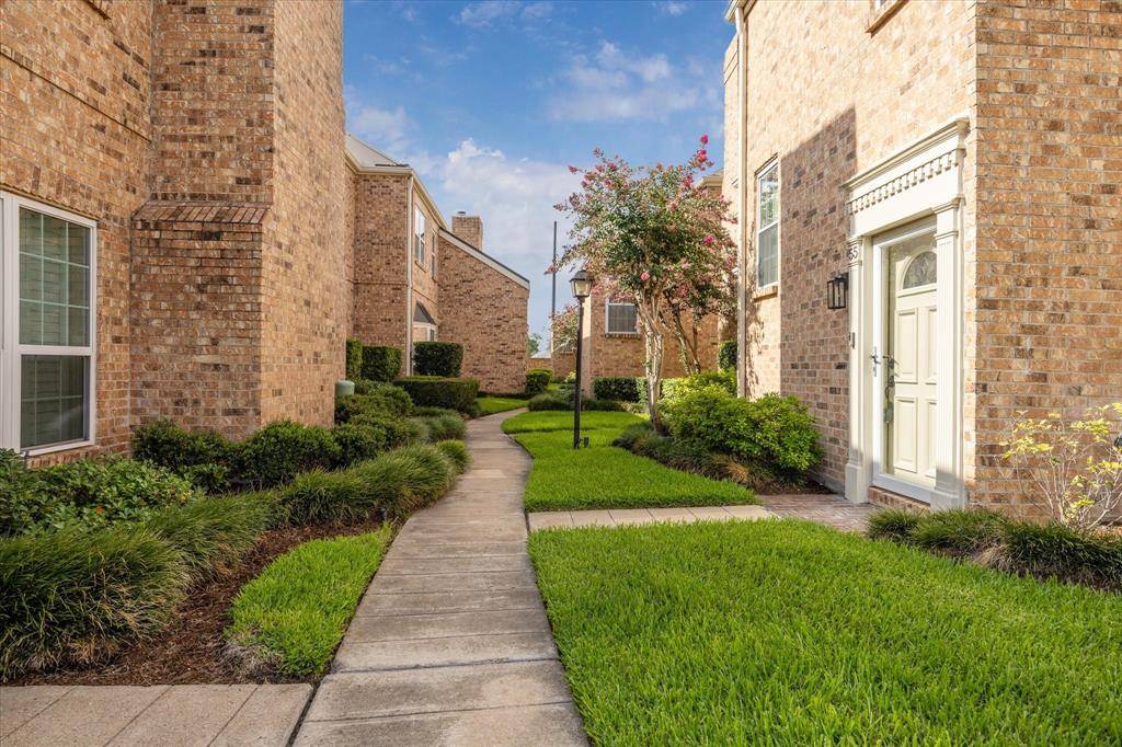 Houston, TX 77042,600 Wilcrest DR #57