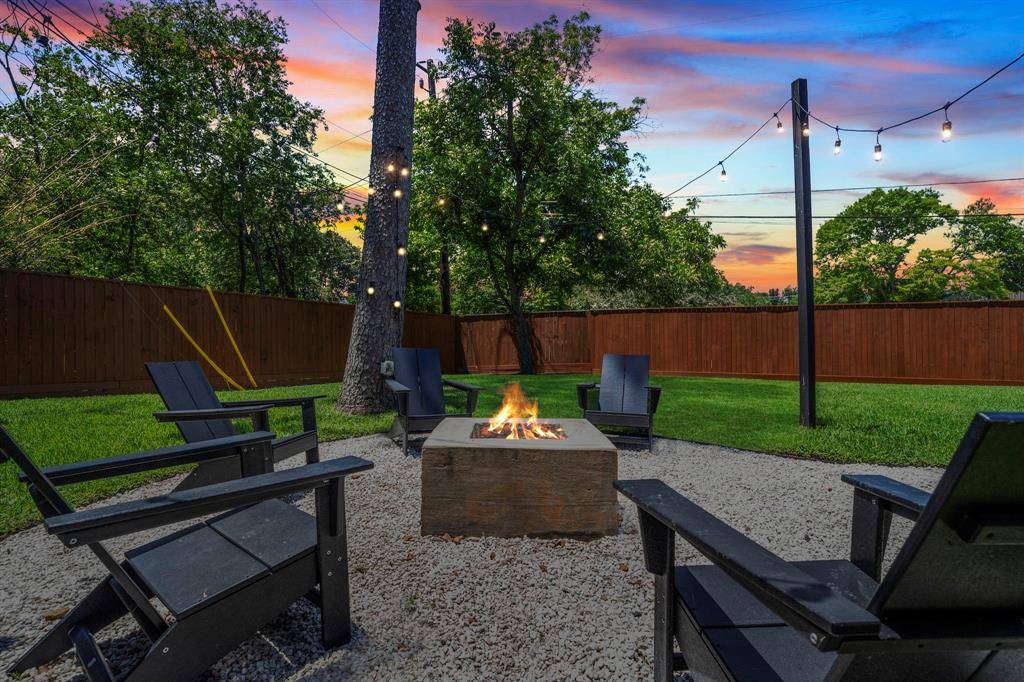Houston, TX 77055,8537 Panatella DR