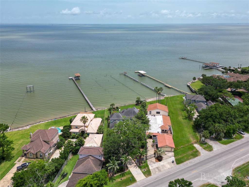 Bacliff, TX 77518,5123 W Bayshore DR