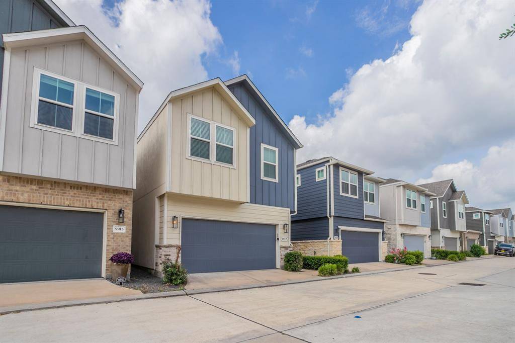 Houston, TX 77080,9917 Brickhouse DR
