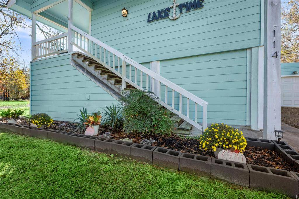 Livingston, TX 77351,114 Holiday LN
