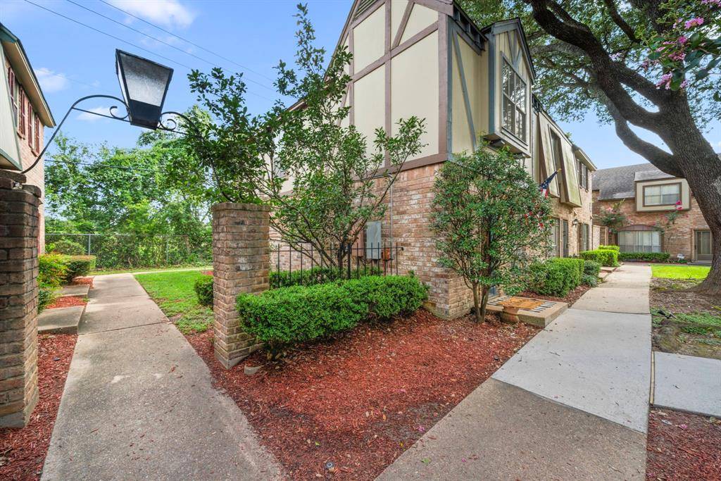 Houston, TX 77079,14703 Barryknoll LN #26