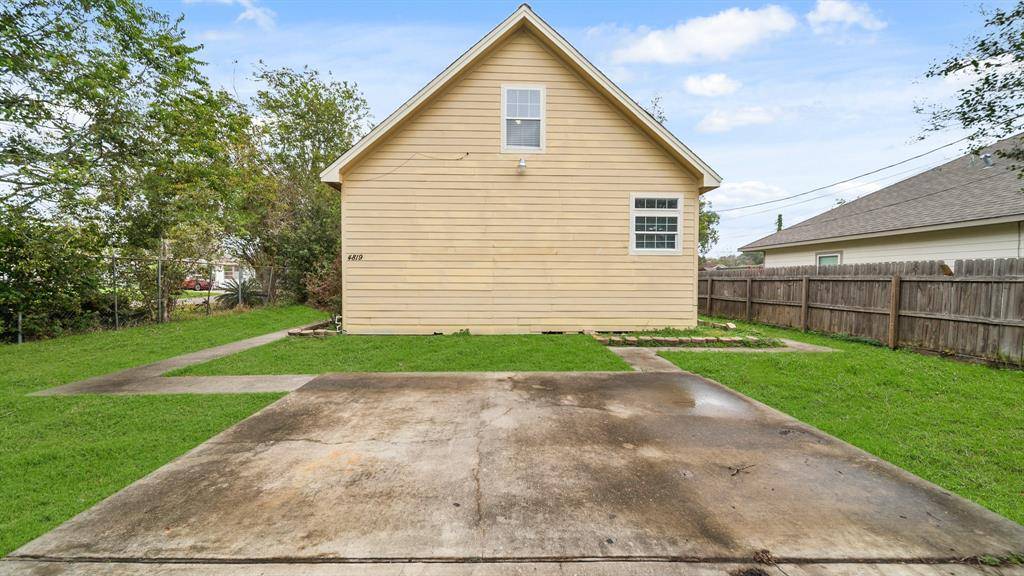 Houston, TX 77033,4819 Mallow ST