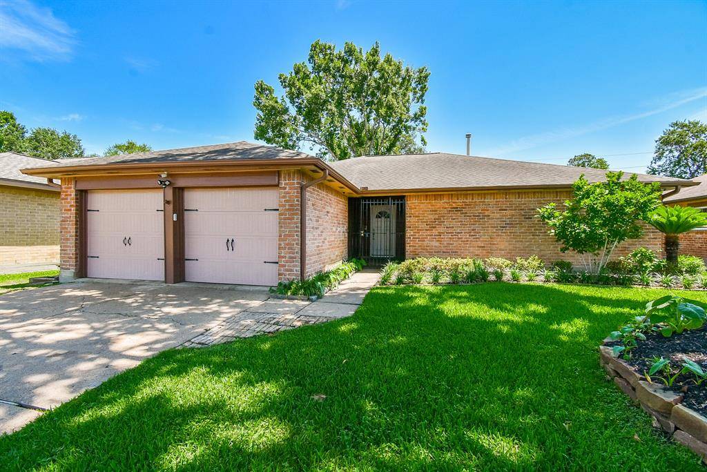 Houston, TX 77082,3715 Golders Green DR