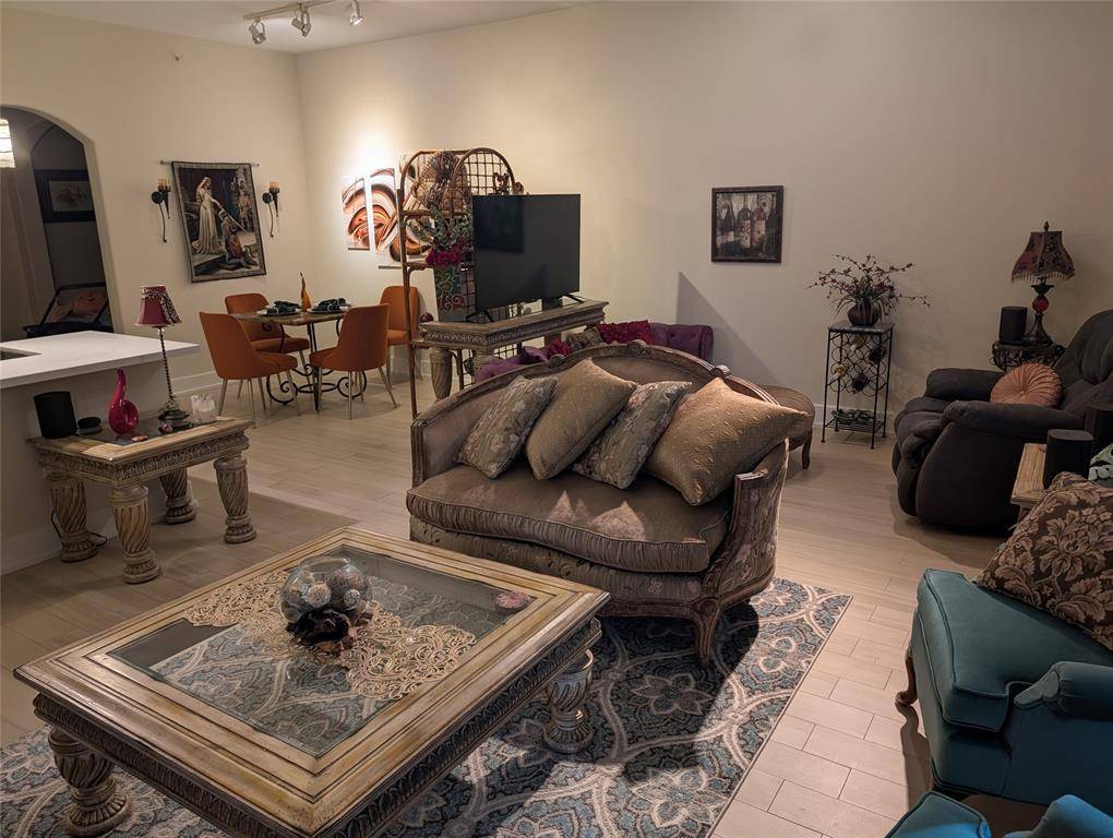 Houston, TX 77056,1901 Post Oak BLVD #3101