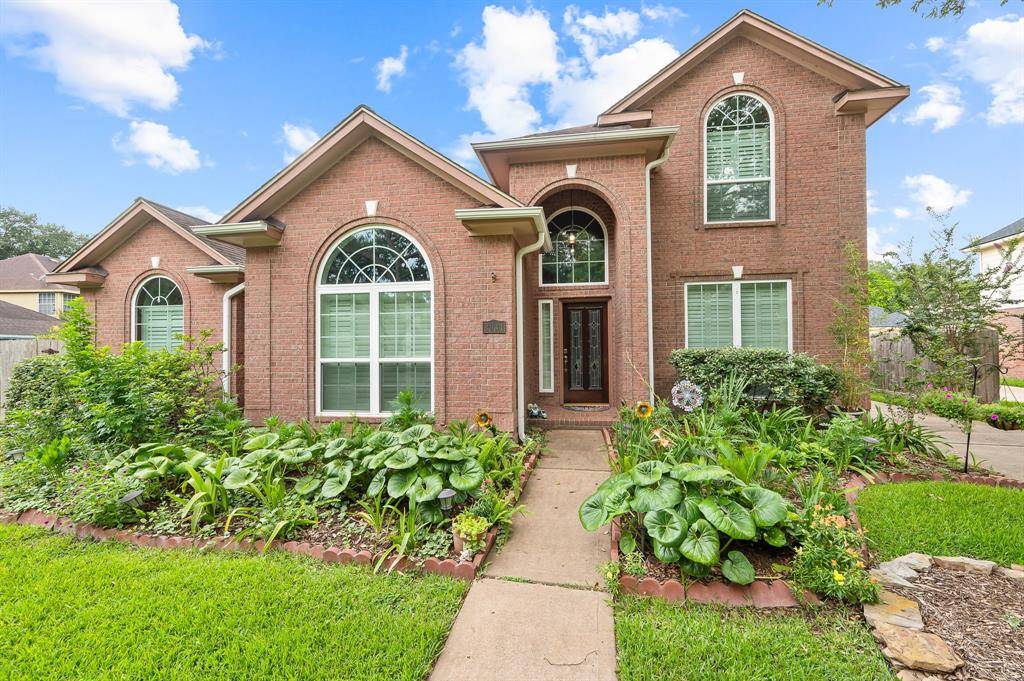 Sugar Land, TX 77478,2034 Cypress Bend LN