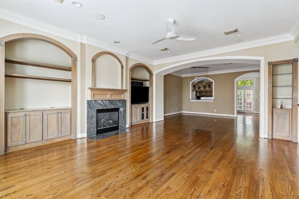 Houston, TX 77006,1335 Fairview AVE