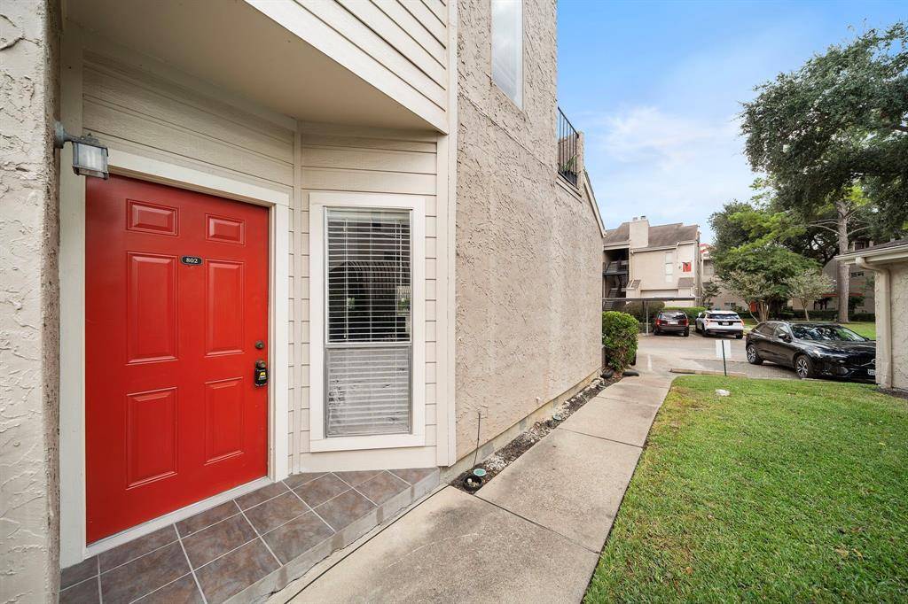 Houston, TX 77042,10855 Meadowglen LN #802