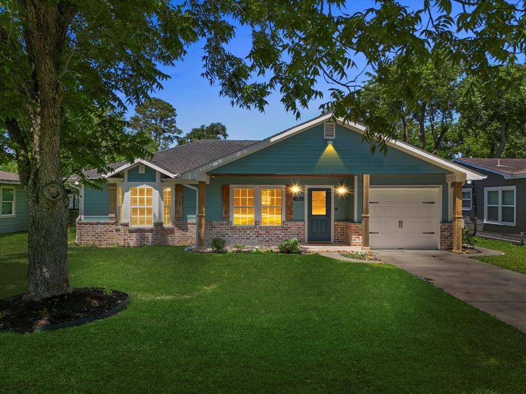 League City, TX 77573,305 County Park DR