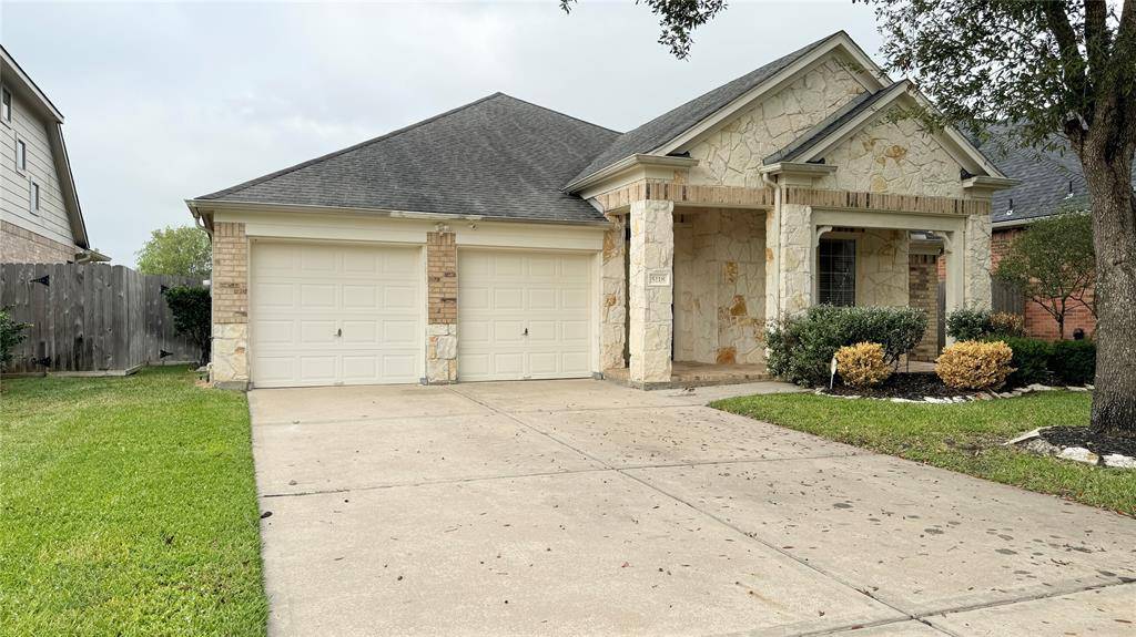 Sugar Land, TX 77479,5118 Autumn Rose Lane