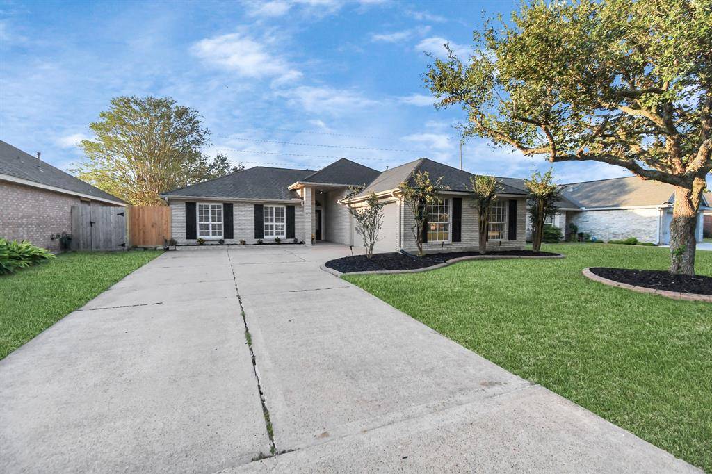 Pearland, TX 77584,2722 S Peach Hollow CIR