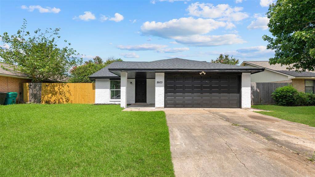 Houston, TX 77040,8603 Twisting Vine LN