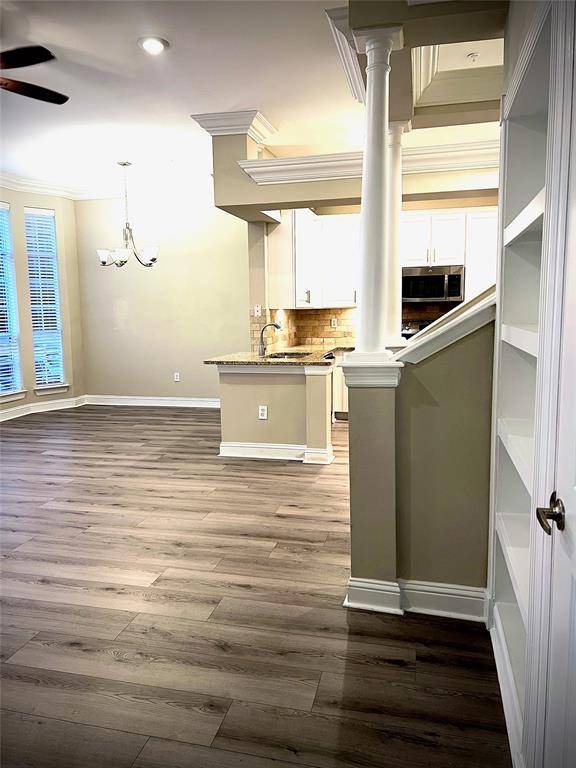 Houston, TX 77007,5353 Memorial DR #1042