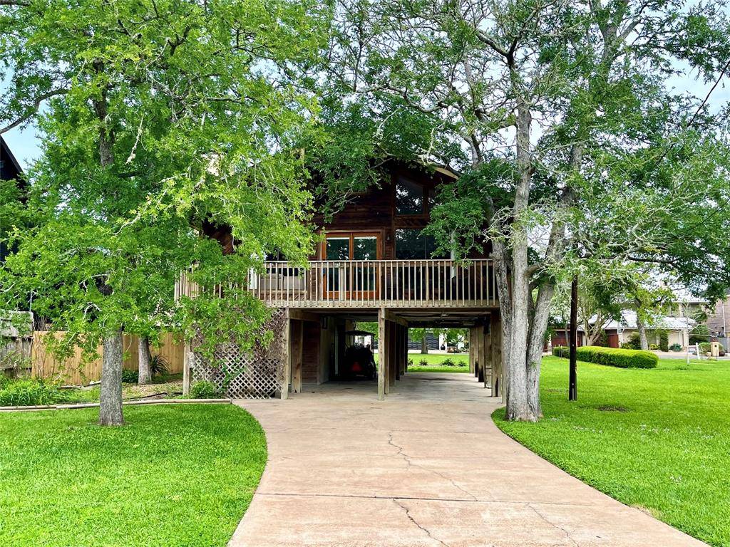 Clear Lake Shores, TX 77565,227 E Shore DR