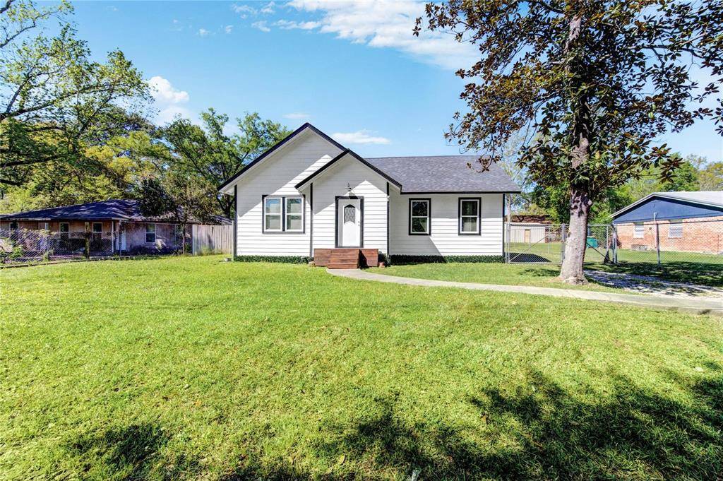 Conroe, TX 77301,1010 Long ST
