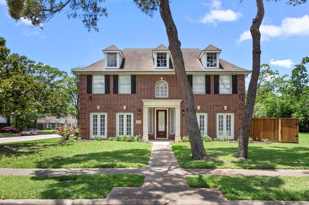 Bellaire, TX 77401,548 Cascade St ST
