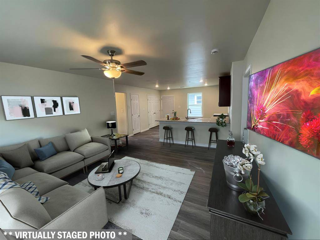 Houston, TX 77028,7981 Cinderella St ST