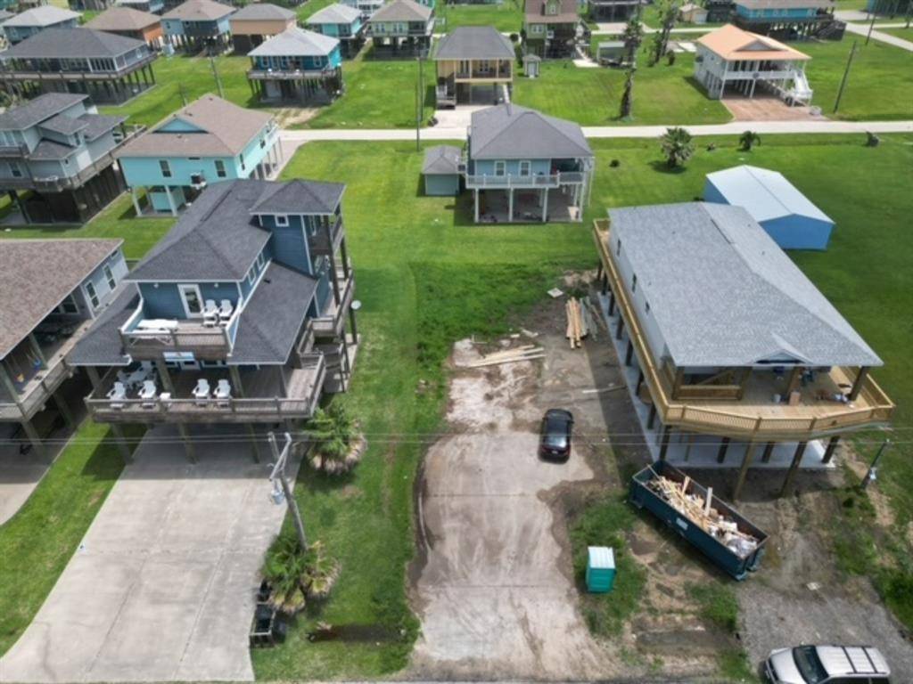 Crystal Beach, TX 77650,858 Townsend DR