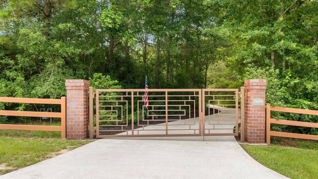 Montgomery, TX 77316,15608 Queen Victoria CT