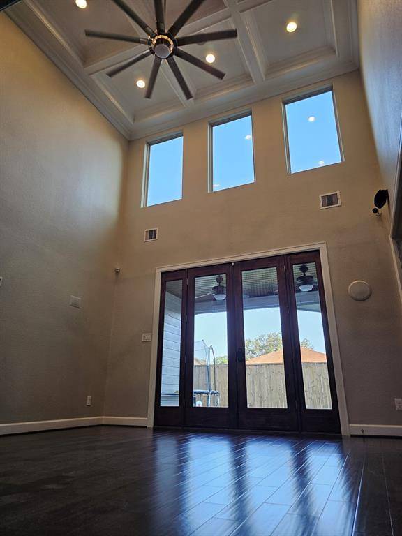 Houston, TX 77092,5217 W 43rd ST