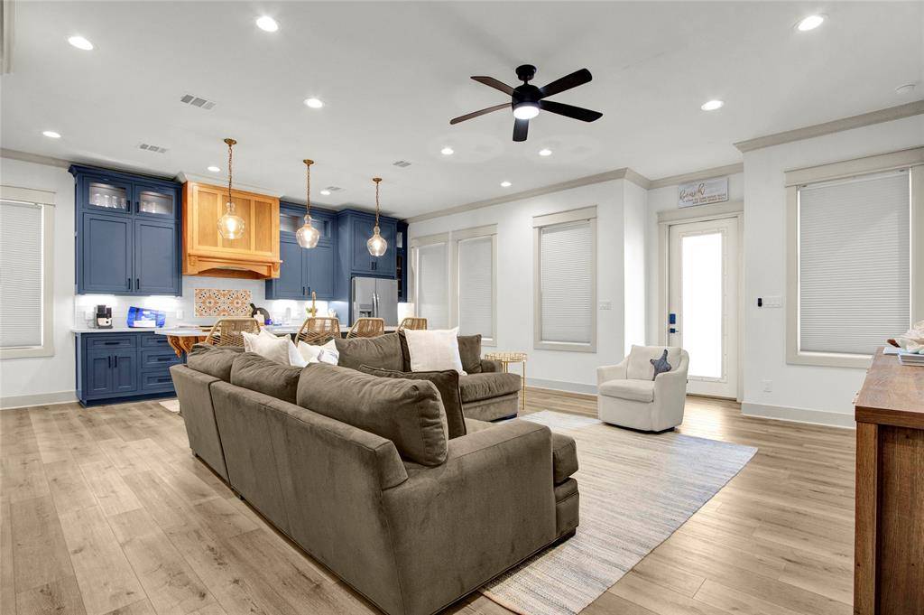 Crystal Beach, TX 77650,2906 Shady LN