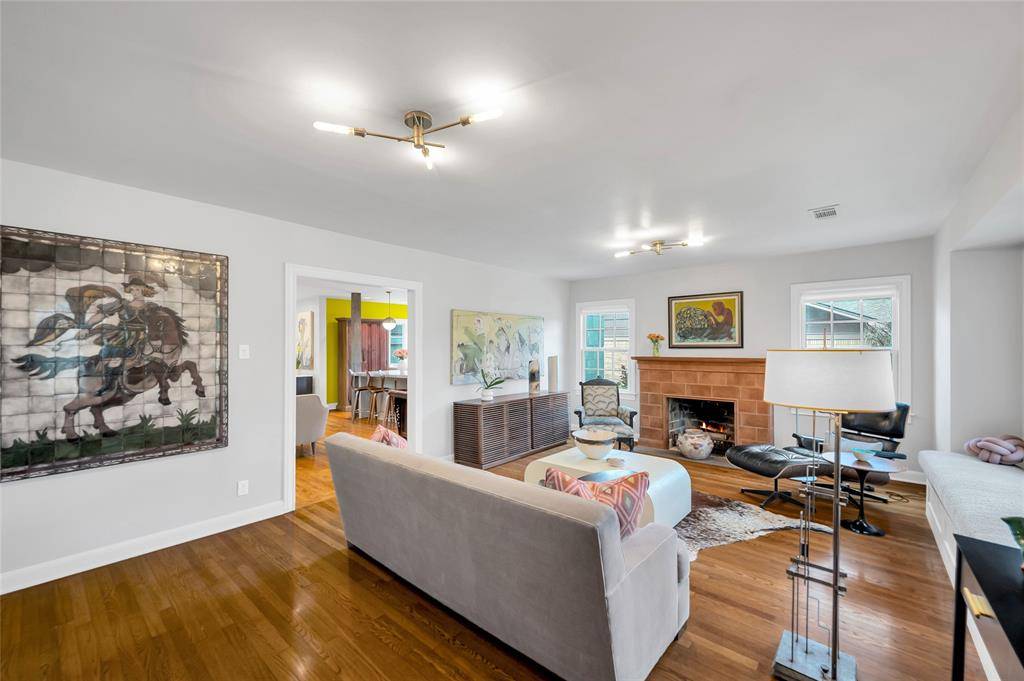 Houston, TX 77023,6506 Country Club DR