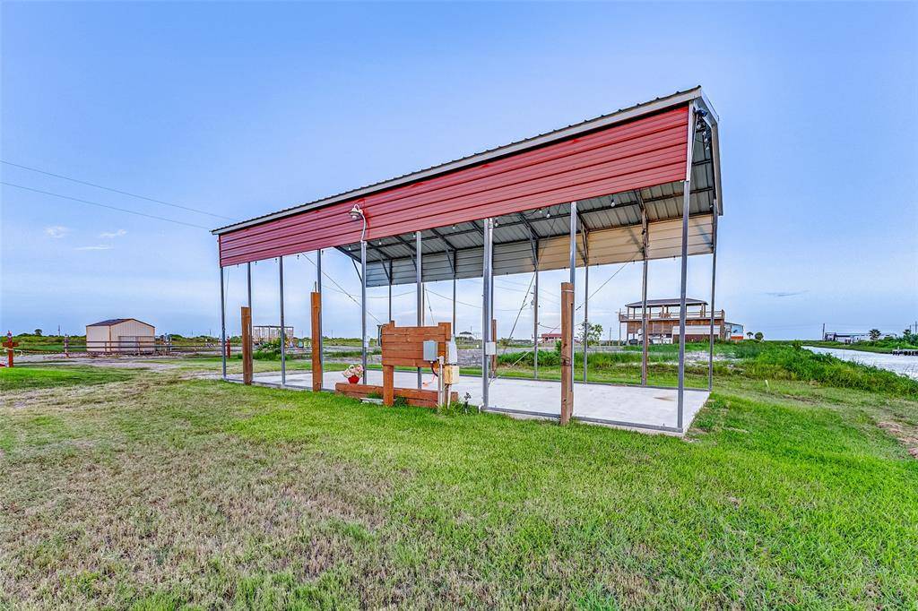 Gilchrist, TX 77617,1085 Paisley ST