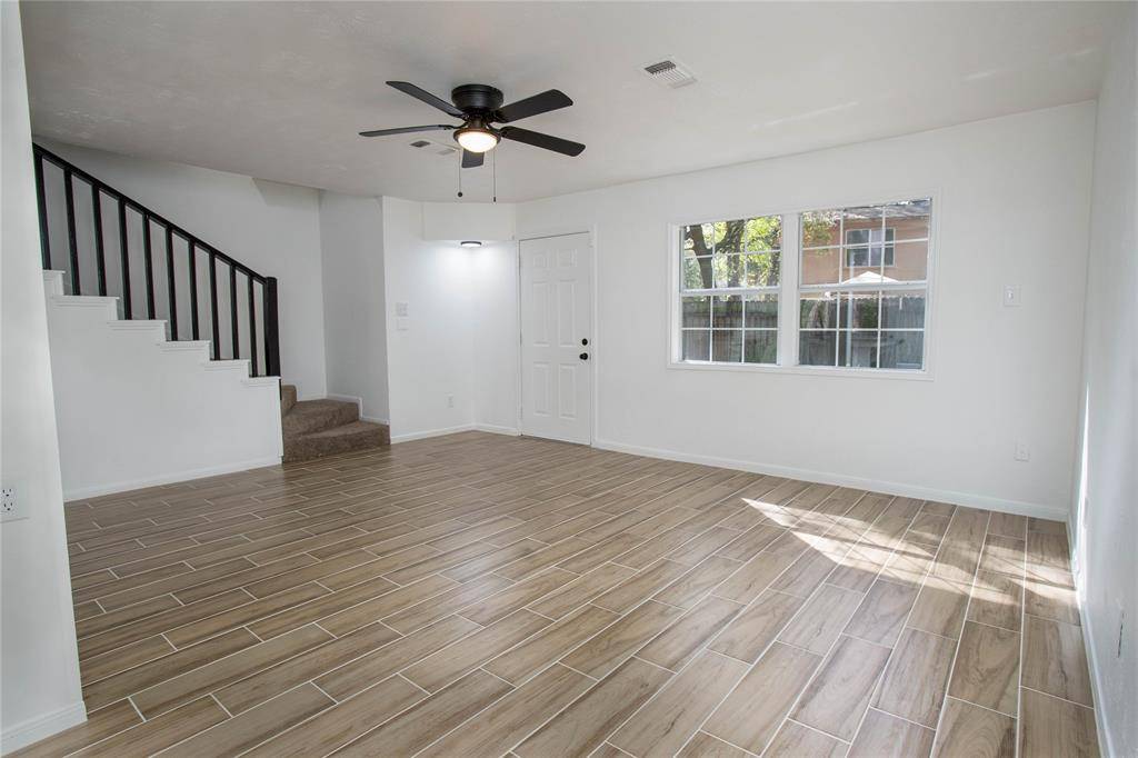 The Woodlands, TX 77380,1320 E Red Cedar CIR