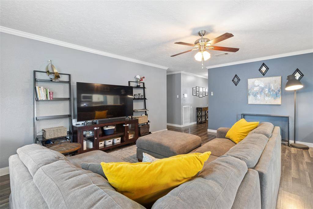 Houston, TX 77092,5842 Silver Forest DR